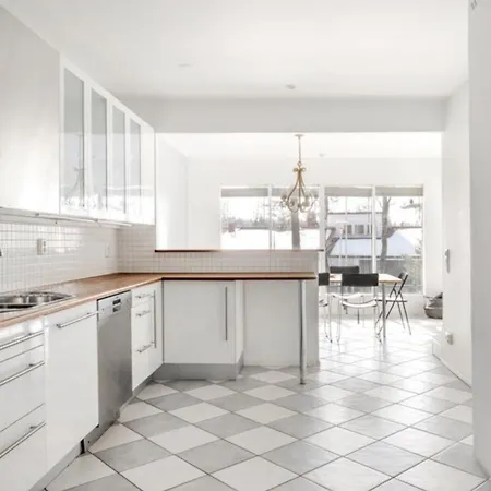 Kanerva, Grand Design -style By The Sea! Storsvik