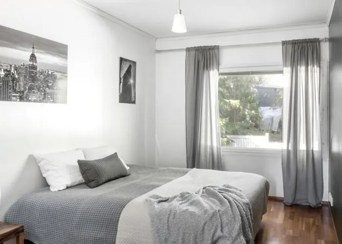 Kanerva, Grand Design -style By The Sea! *